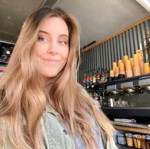 Meet your Posher, Jade